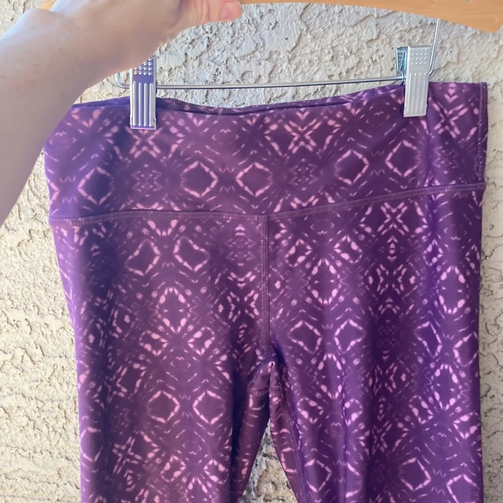 Women’s small super silky Capri workout pants - Picture 6 of 6